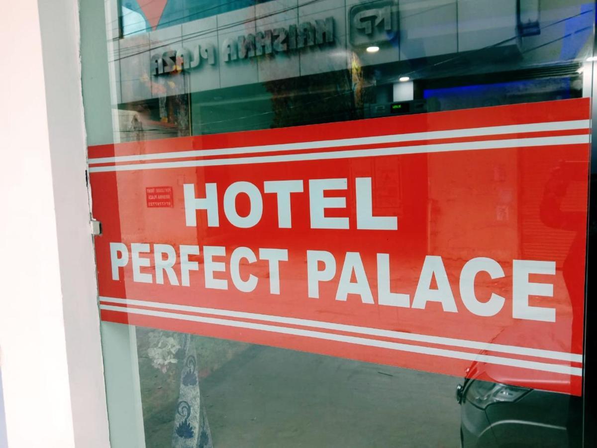 Perfect Palace Hotel Ню Делхи Екстериор снимка