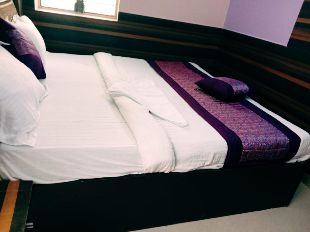 Perfect Palace Hotel Ню Делхи Екстериор снимка
